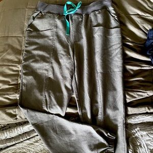 Figs Joggers Size Small